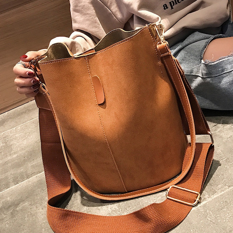Women Bucket Shoulder Bag